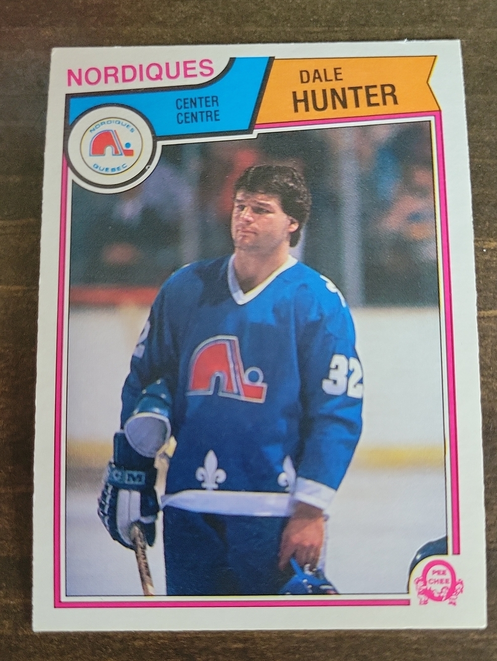 1983/84 OPC Dale Hunter Quebec Nordiques Hockey Card - Blue Jersey
